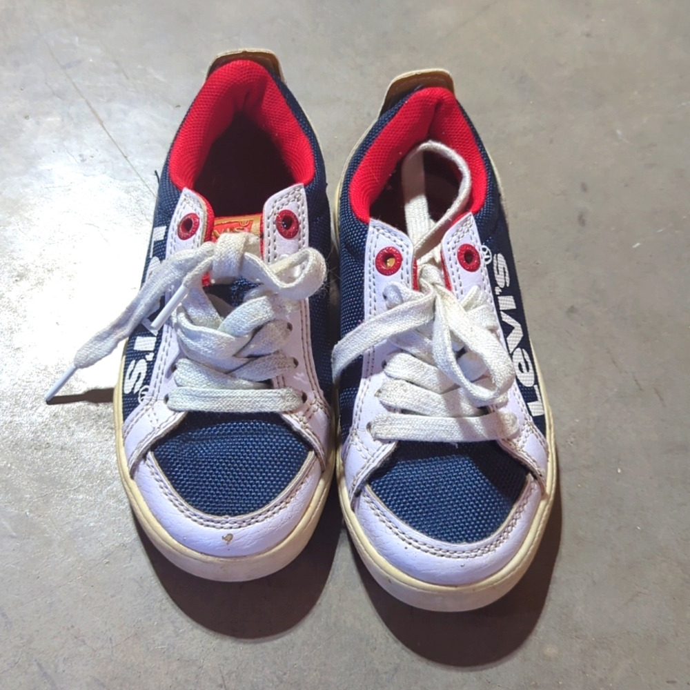 Kids size 11 Levi's